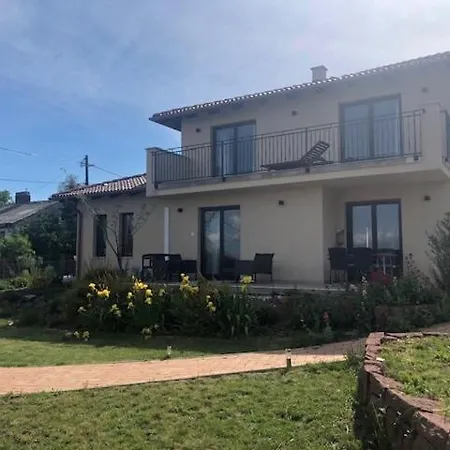 Appartement Azur 1 - Panoramic Escape Balatonalmádi