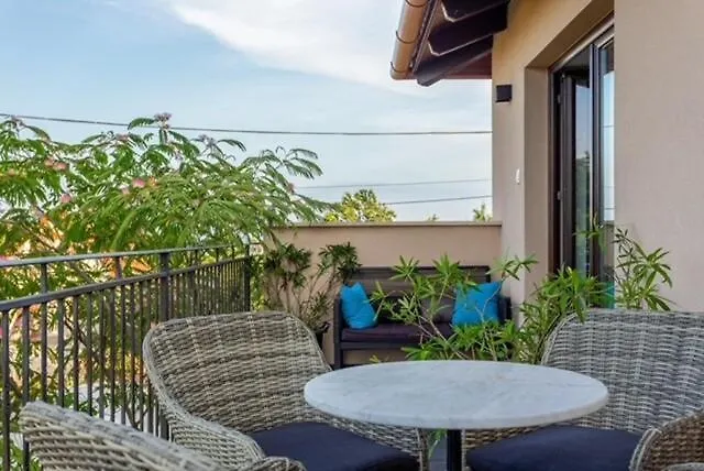 Azur 1 - Panoramic Escape Appartement *