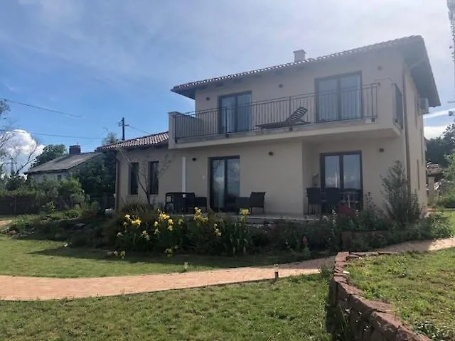 Appartement Azur 1 - Panoramic Escape Balatonalmádi